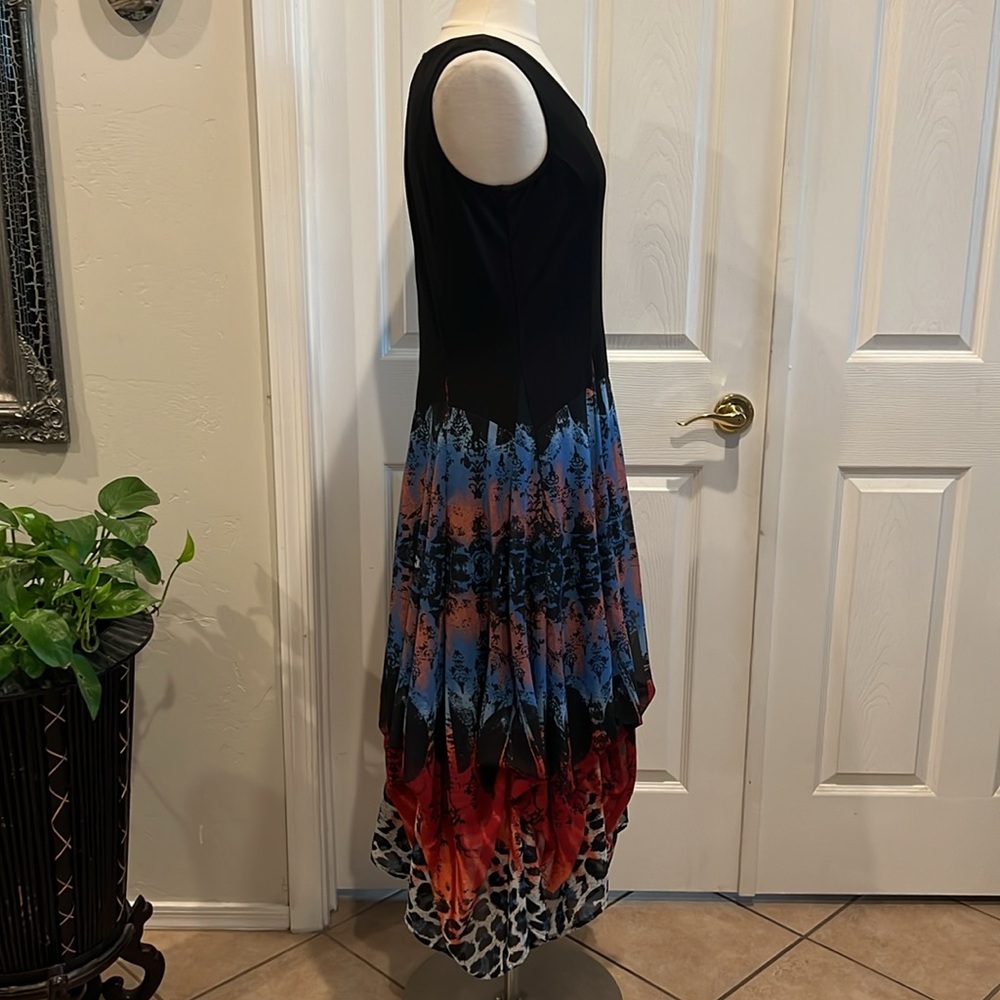 TANGO MANGO Beautiful Multicolor Sleeveless Dress